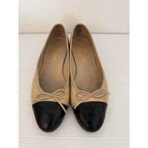 Chanel CC Beige Black Leather Cap Toe Ballet Flats Shoes EU 38.5 US 8.5 Auth